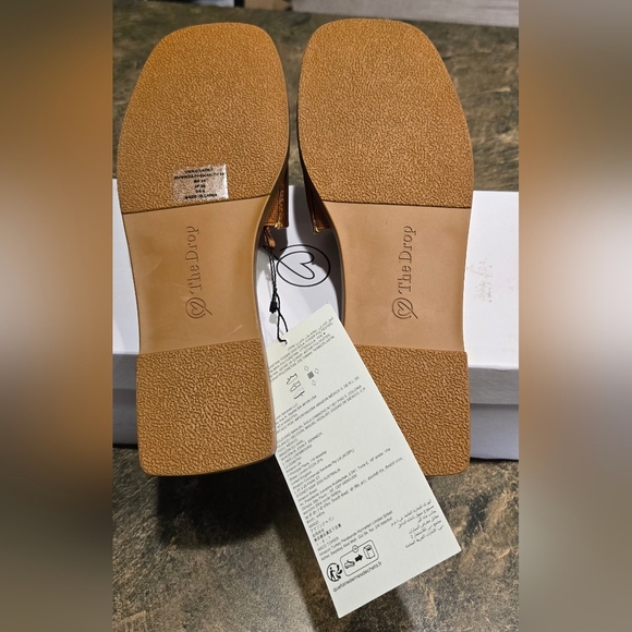 The Drop Women's Oslo One Band Sandal, Mocha #735, 736, 737 - Picture 7 of 12